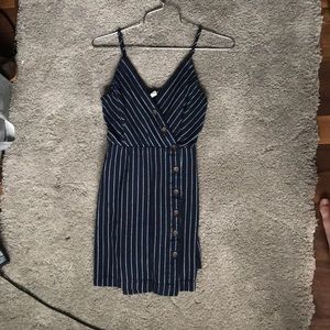 PacSun button dress